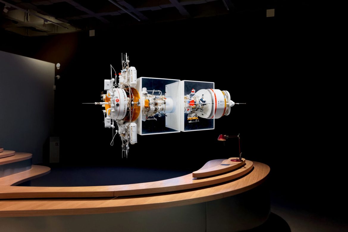 Parallax by Kevin Abosch PH Press