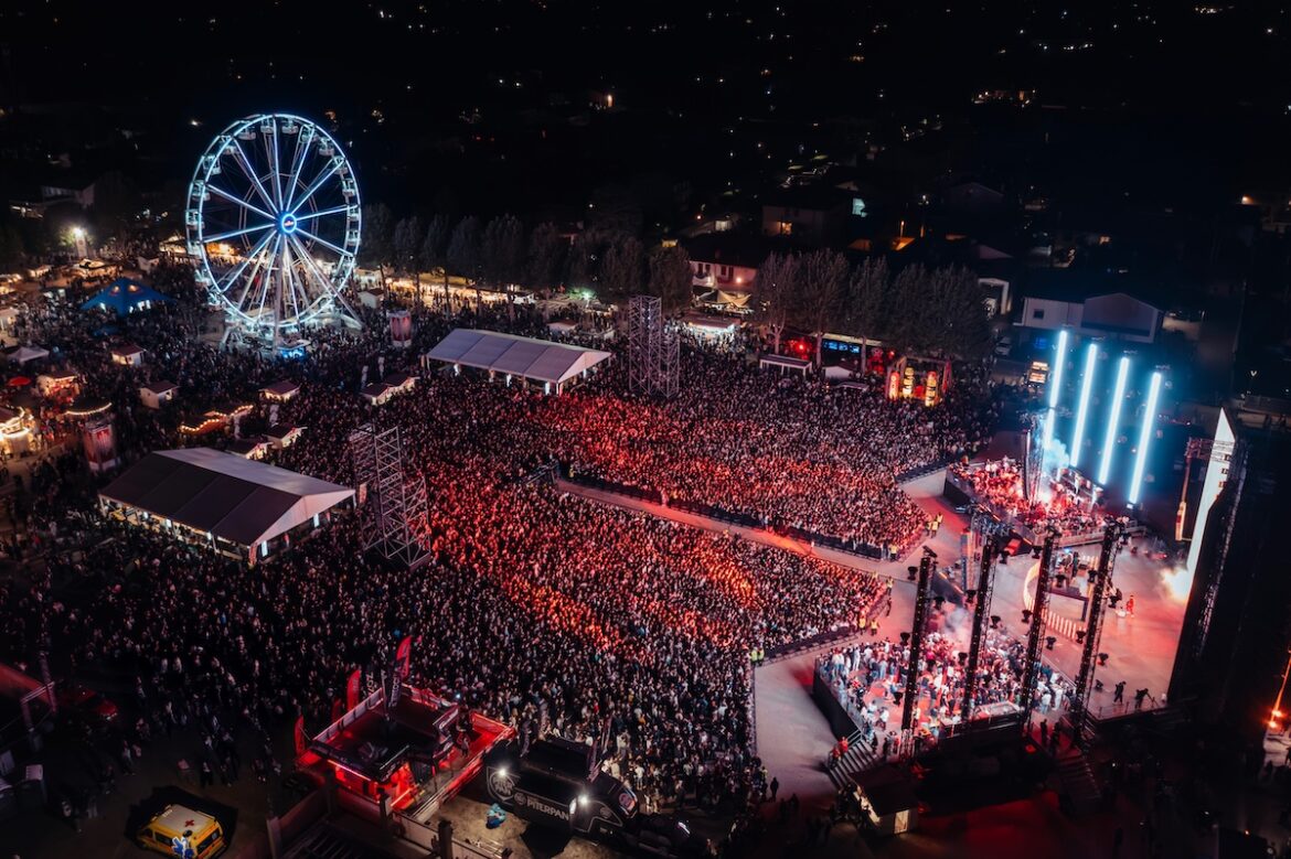 aperyshow 2025 main stage ph press