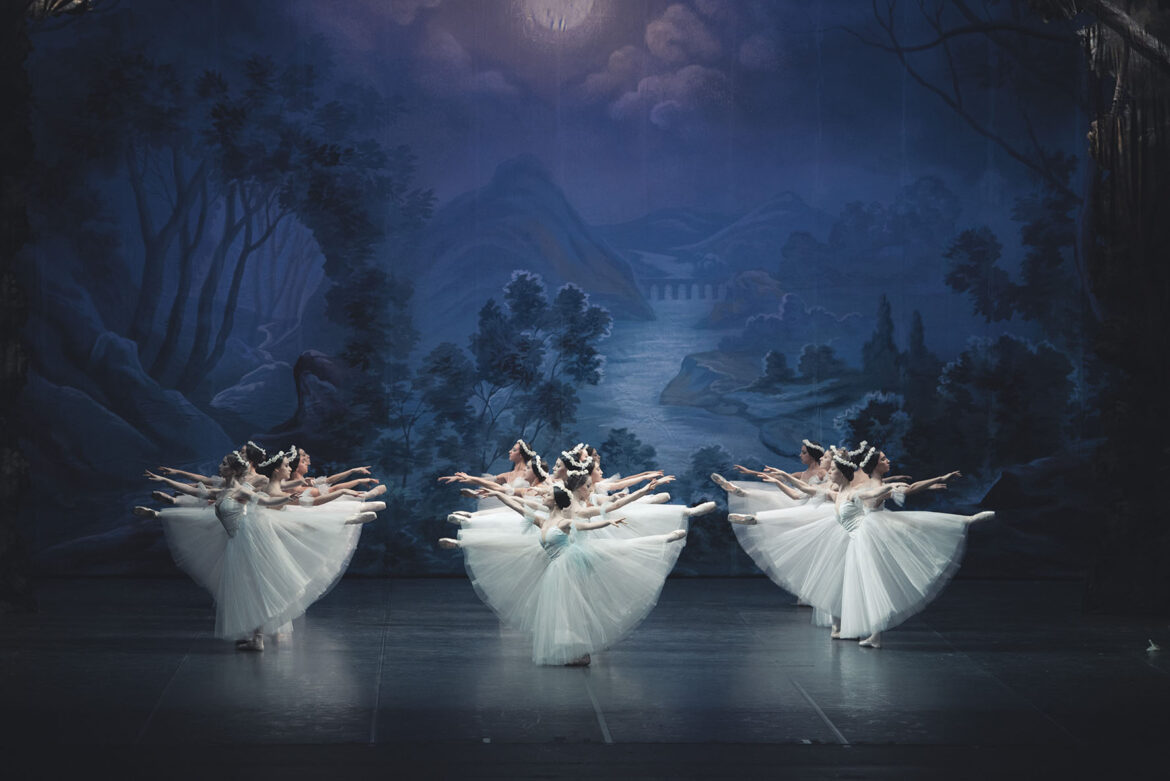 giselle castello sforzesco ph press. 1