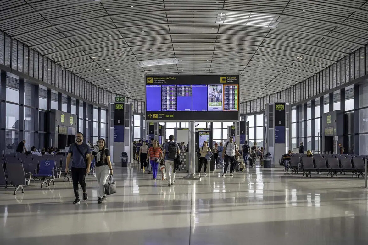 ph web Tocuxmen International Airport